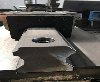 Peladora de chapas lineales gu&iacute;a.