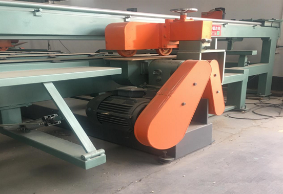 Sierra de contrachapado