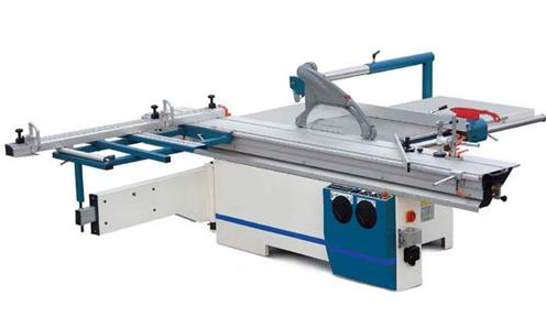 Sierra de madera contrachapada