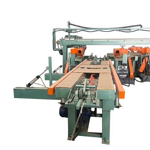 borde de madera contrachapada